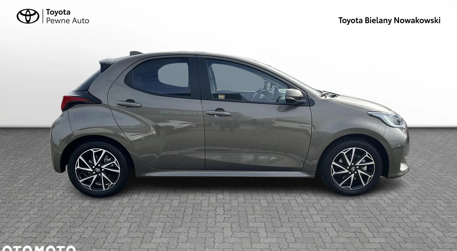 Toyota Yaris cena 96900 przebieg: 8559, rok produkcji 2022 z Żyrardów małe 301